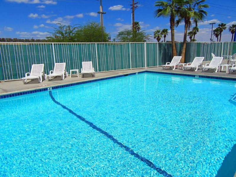 Comfort Inn & Suites El Centro I-8 Exteriér fotografie